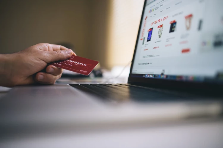 Acquisto prodotti online Ecommerce e metodi di pagamento online
