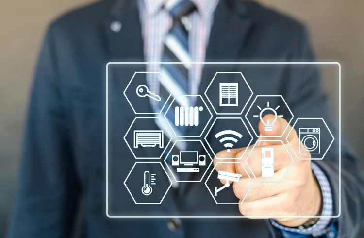 Smart home digitale Casa connessa in rete
